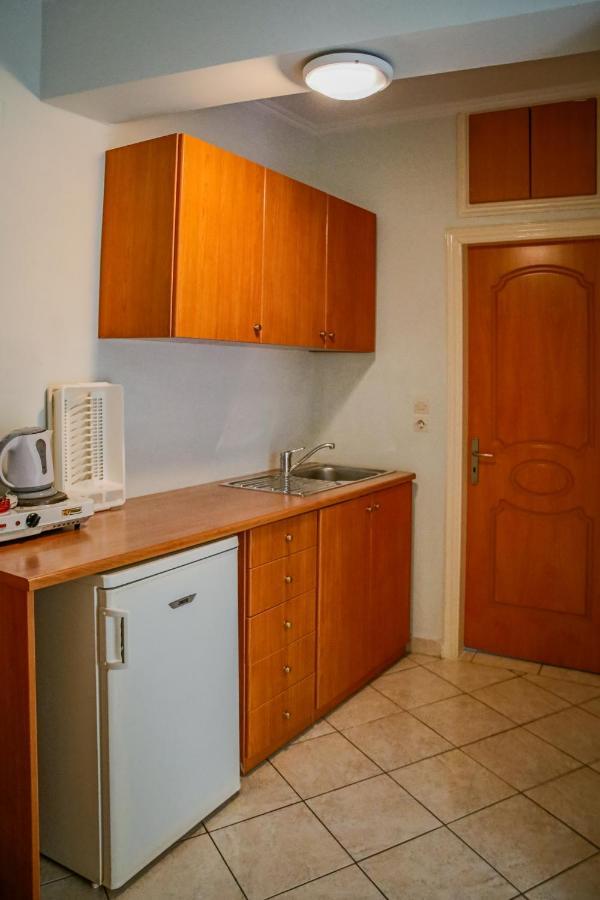 Christina Apartments Tsiliví Eksteriør bilde