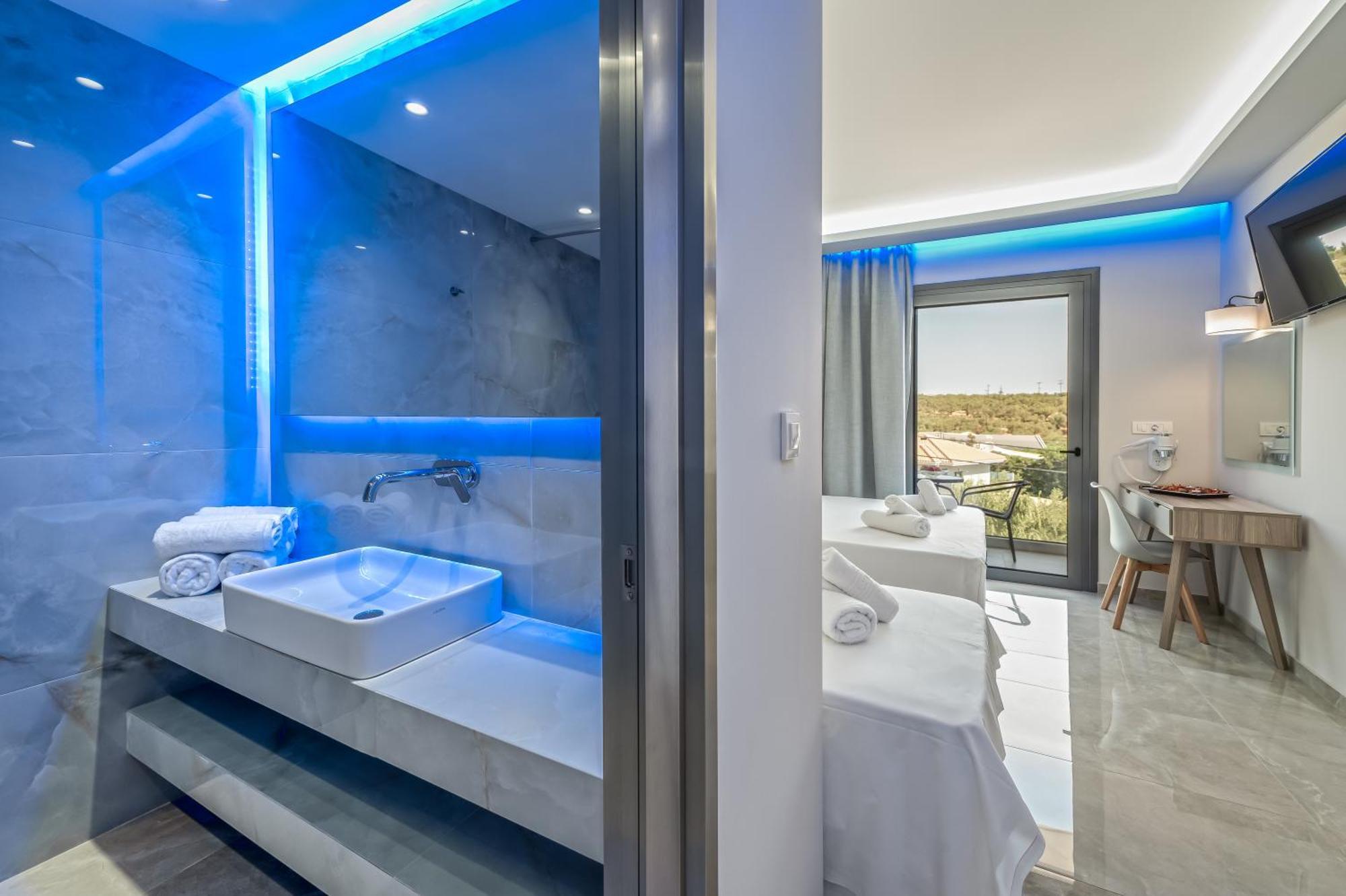 Christina Apartments Tsiliví Eksteriør bilde
